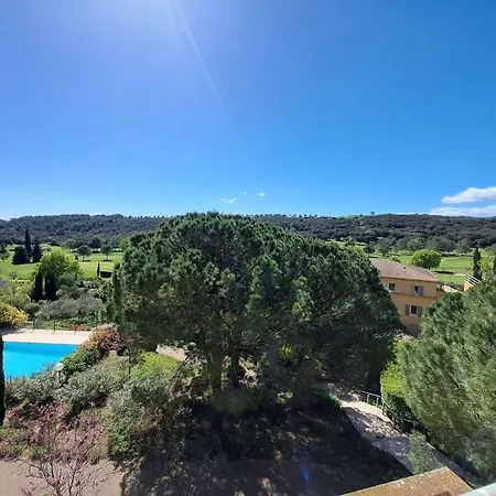 Appartement Meuble 2 Chambres Au Golf De Nîmes