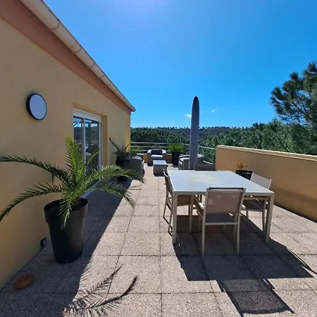 Appartement Meuble 2 Chambres Au Golf De
